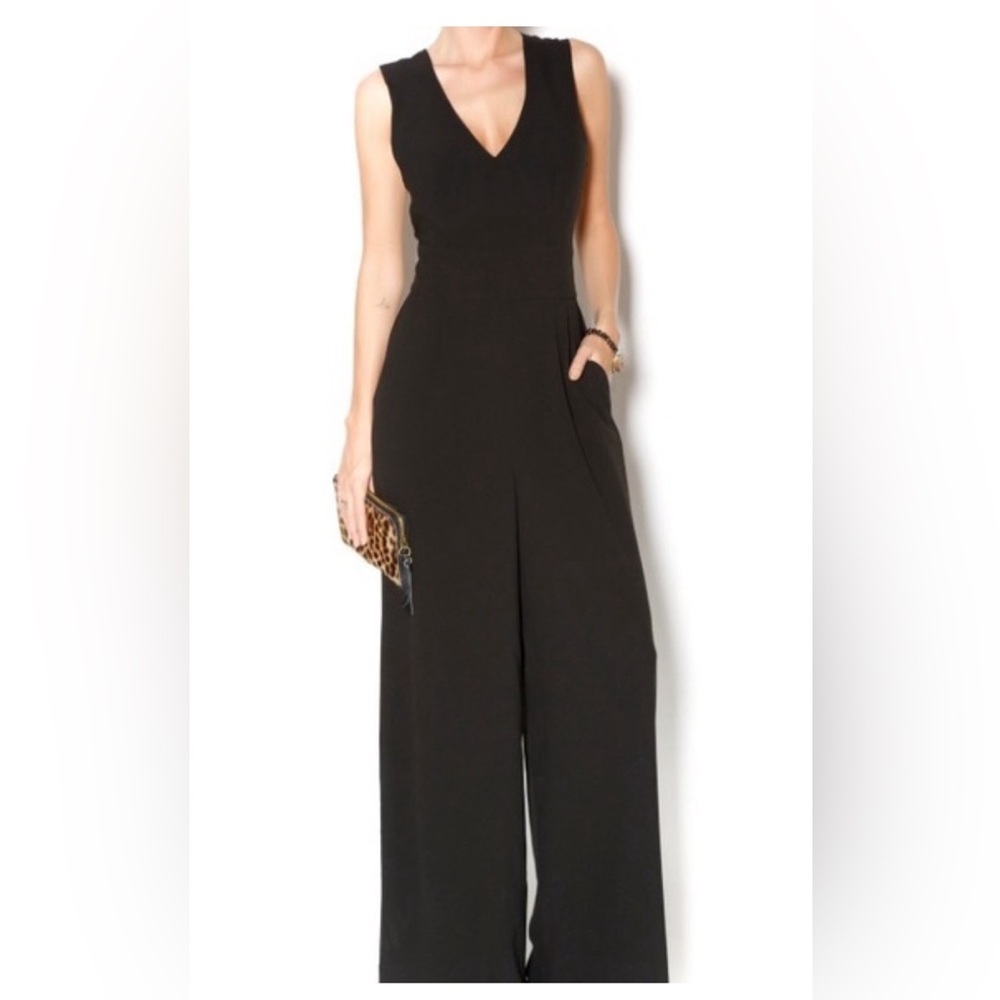 BB Dakota Black Vneck Crisscross Back Wide Leg Pantsuit 6 Six